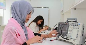 প্রাণোচ্ছল এক ক্যাম্পাস কানাডিয়ান ইউনিভার্সিটি অব বাংলাদেশ