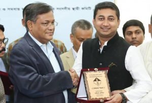 ডিএসইসির বিশেষ সম্মাননা পেলেন সজীব রশিদ
